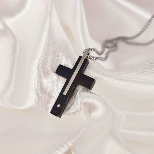 Ατσάλινο κολιέ σταυρός μαύρο/ασημί Zakum necklace